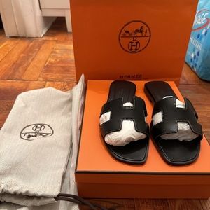 Hermes Oran sandals size 37.5 brand new never worn
